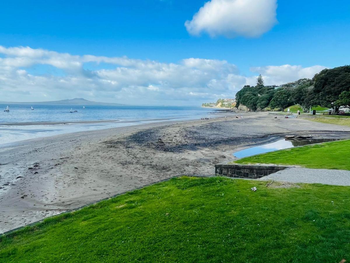 Whitby Studio - Mairangi Bay Beach Auckland Exterior photo