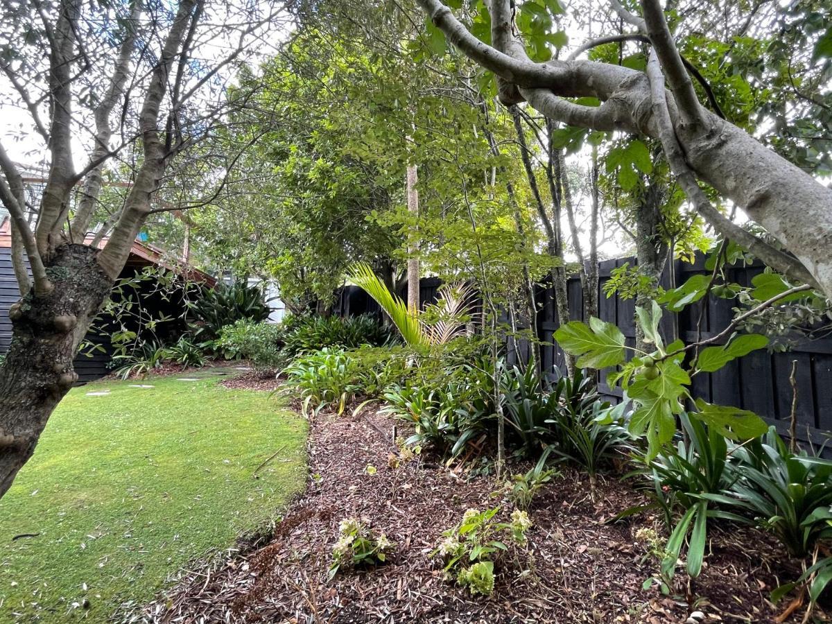 Whitby Studio - Mairangi Bay Beach Auckland Exterior photo